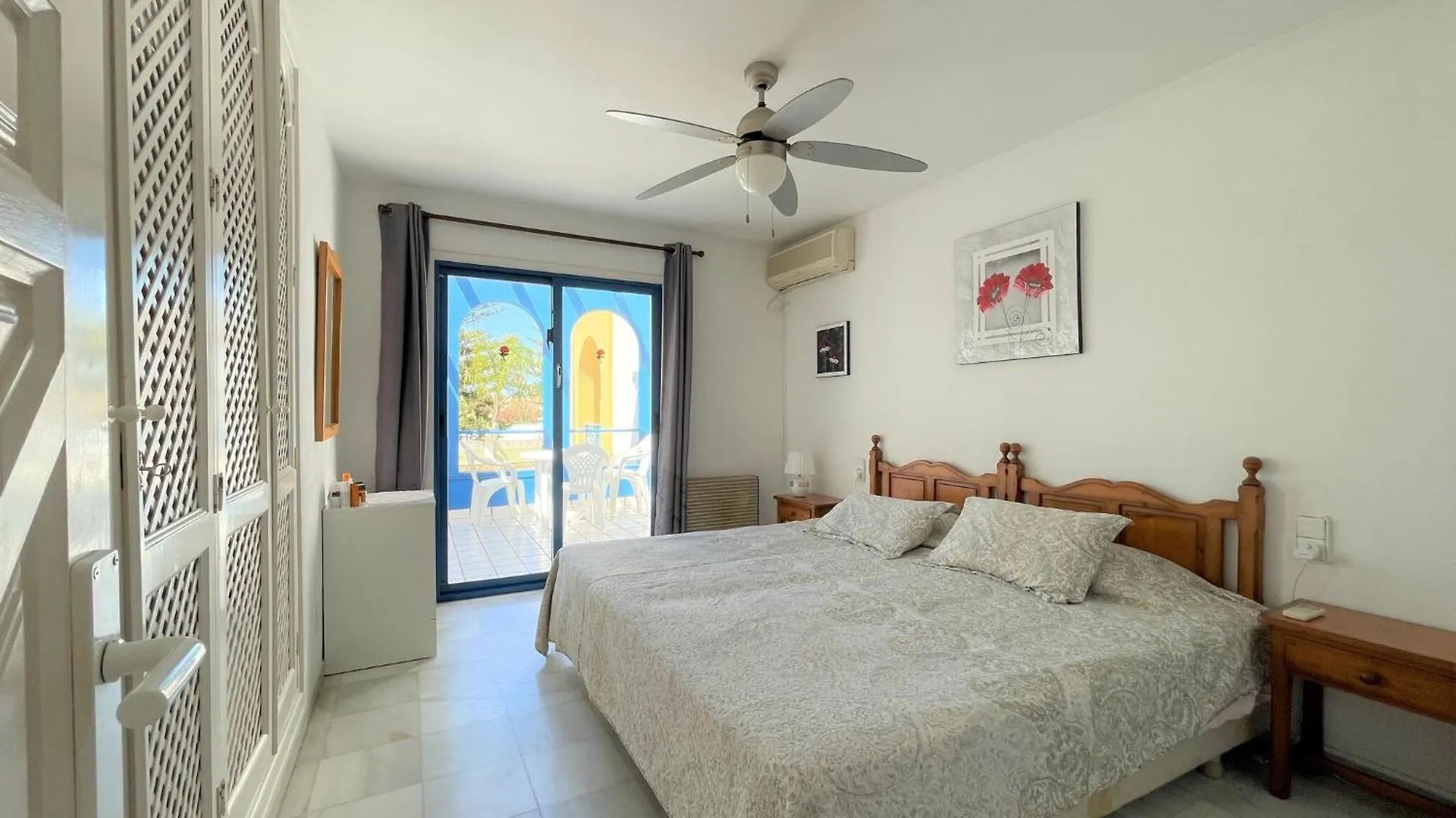 Beautiful Holiday Home In Roquetas De Mar By The Sea Spain