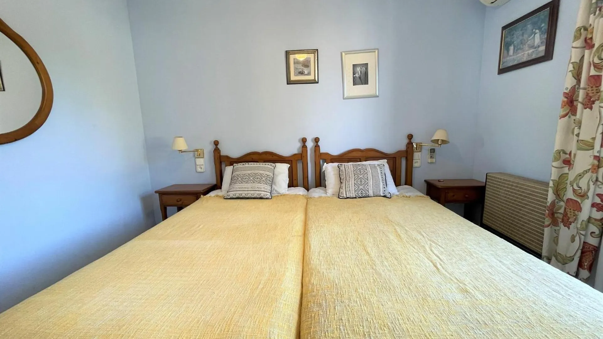 Beautiful Holiday Home In Roquetas De Mar By The Sea